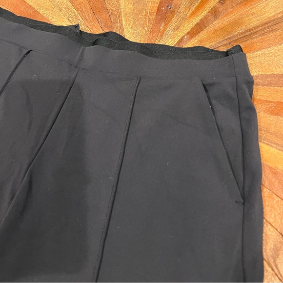 Athleta Venice Pintuck Pant - Picture 4 of 8